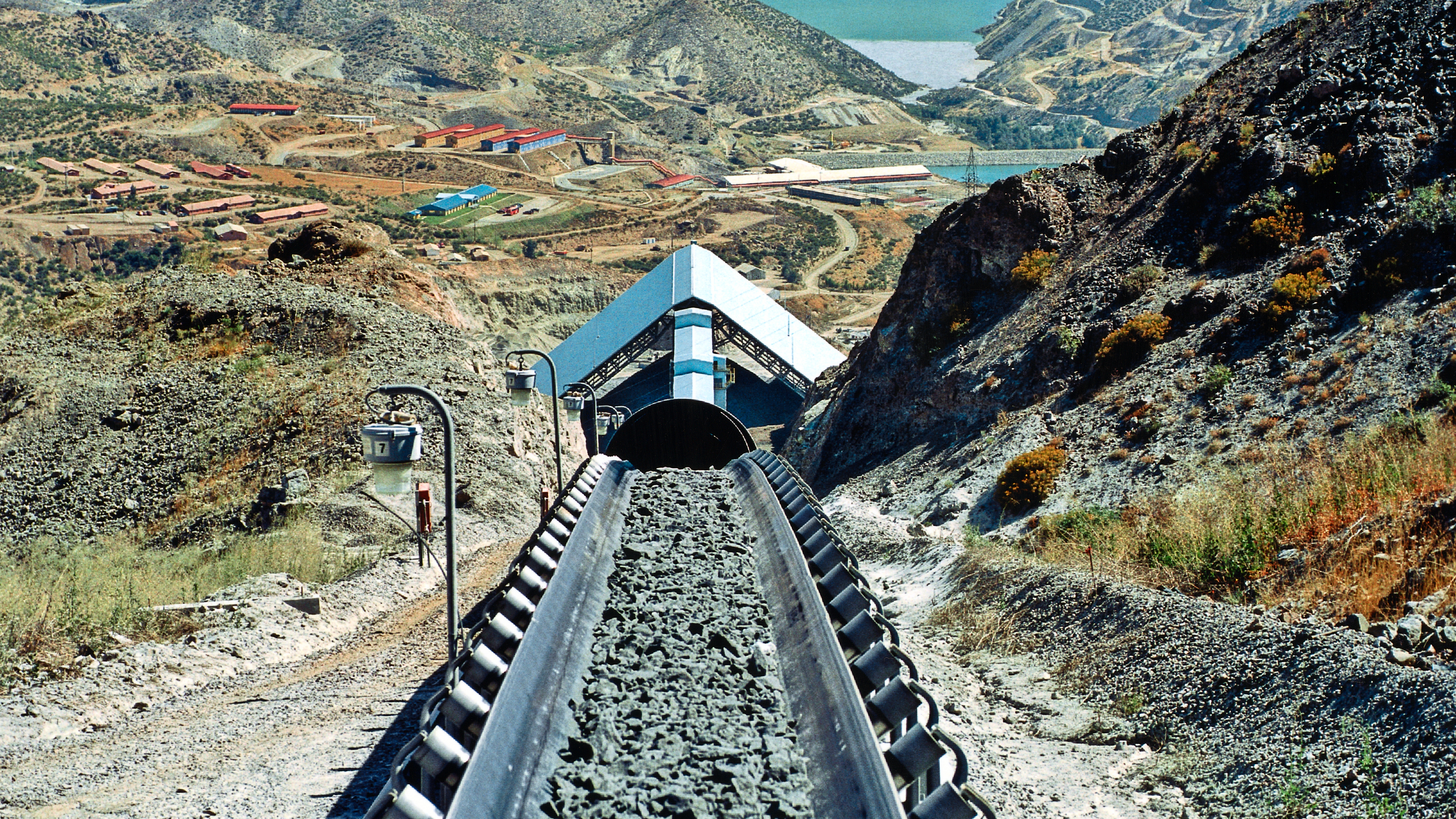 Conveyor systems Conveyor systems
